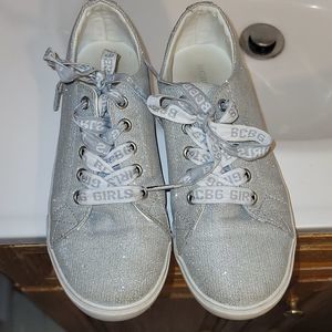 P.o, BCBG, sz 4m Silver Glitter sneakers.